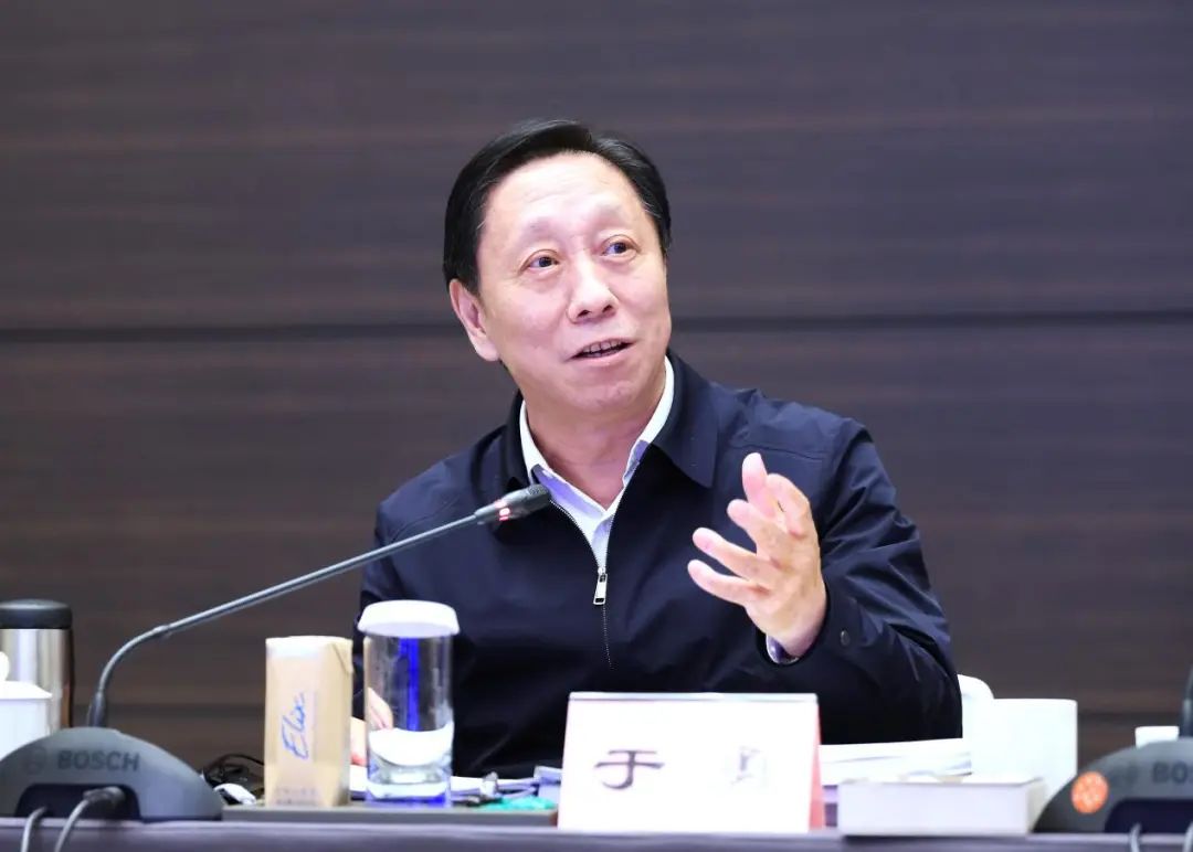图为于勇出席会议.jpg20250123132920